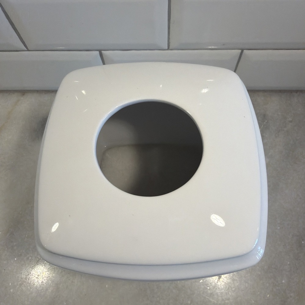 Pure White Ceramic simple Choice Tissue Box Cover ES053 - Picture 2 of 9
